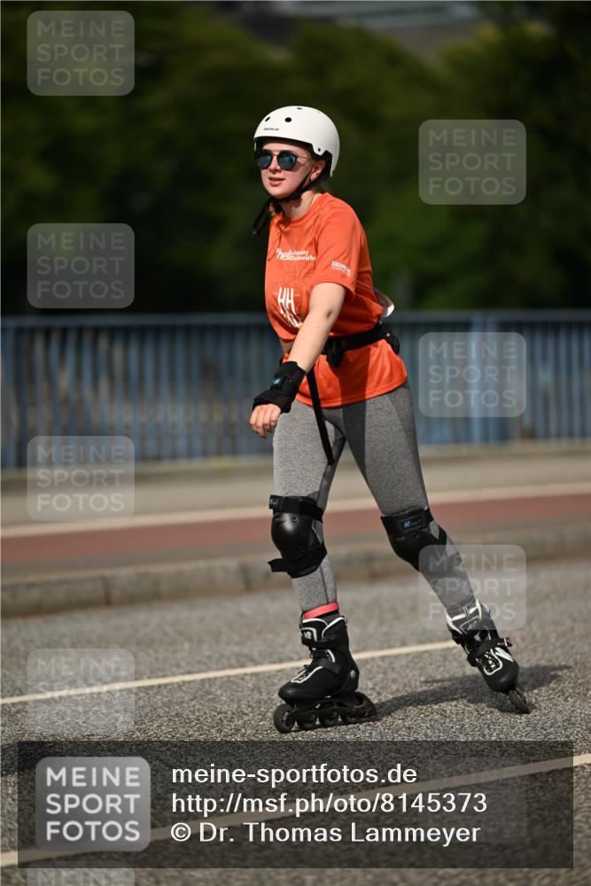 29.06.2025 - hella hamburg halbmarathon Dr. Thomas Lammeyer http://msf.ph/oto/8145373 29.06.2025 09:13:54 Kennedybrücke  meine-sportfotos.de