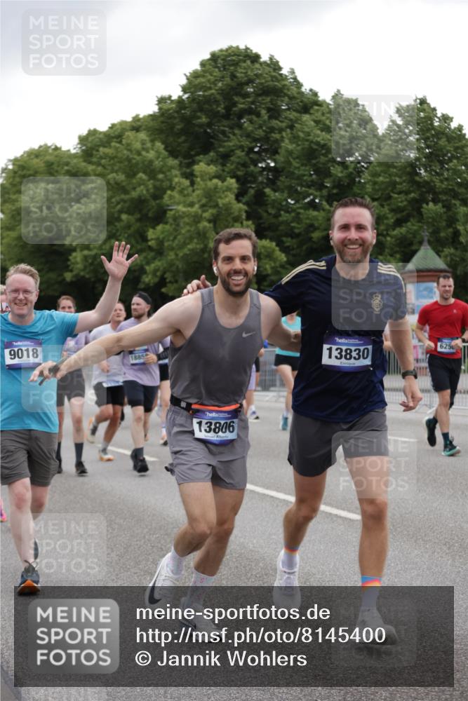 29.06.2025 - hella hamburg halbmarathon Jannik Wohlers http://msf.ph/oto/8145400 29.06.2025 10:47:01 Lombardsbrücke 1434, 1463, 1523, 1704, 2148, 2407, 2994, 3339, 4037, 4184, 4325, 4806, 4895, 4974, 4975, 5621, 5622, 5895, 6255, 6256, 6879, 6995, 7403, 7630, 7631, 8105, 8270, 8915, 8953, 9018, 9273, 9969, 9972, 10075, 10206, 10903, 11276, 11351, 11378, 11458, 11730, 11738, 13349, 13430, 13431, 13737, 13806, 13819, 13830, 13898, 13909, 14197, 14441, 14516, 14517, 15413, 16337, 16552, 17122, 17216, 17514, 18258, 18415, 18753, 18781, 18852, 18858 meine-sportfotos.de
