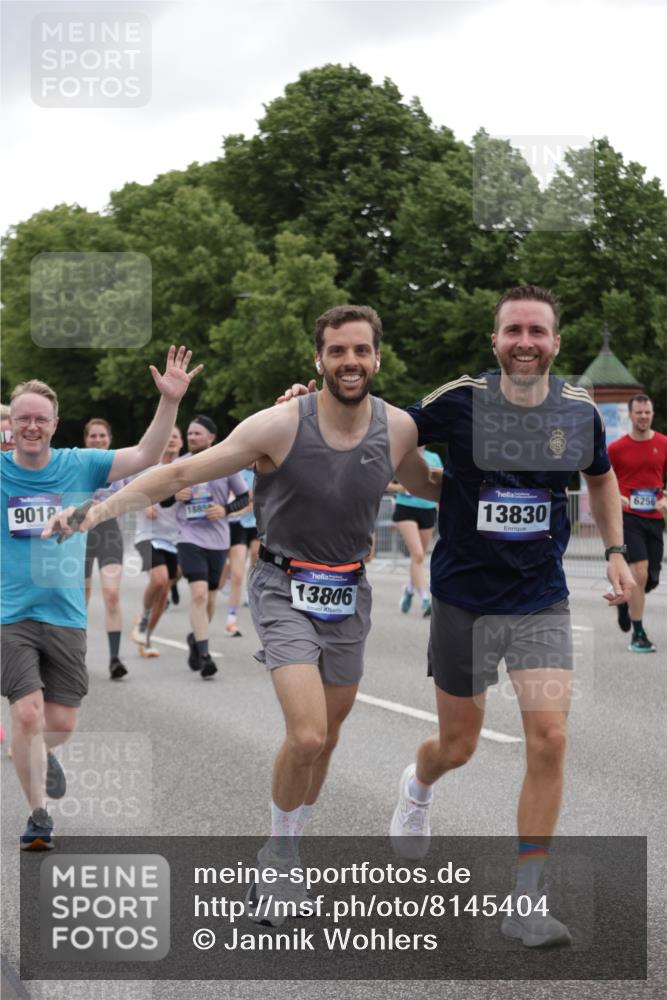 29.06.2025 - hella hamburg halbmarathon Jannik Wohlers http://msf.ph/oto/8145404 29.06.2025 10:47:01 Lombardsbrücke 1434, 1463, 1523, 1704, 2148, 2407, 2994, 3339, 4037, 4184, 4325, 4806, 4895, 4974, 4975, 5621, 5622, 5895, 6255, 6256, 6879, 6995, 7403, 7630, 7631, 8105, 8270, 8915, 8953, 9018, 9273, 9969, 9972, 10075, 10206, 10903, 11276, 11351, 11378, 11458, 11730, 11738, 13349, 13430, 13431, 13737, 13806, 13819, 13830, 13898, 13909, 14197, 14441, 14516, 14517, 15413, 16337, 16552, 17122, 17216, 17514, 18258, 18415, 18753, 18781, 18852, 18858 meine-sportfotos.de