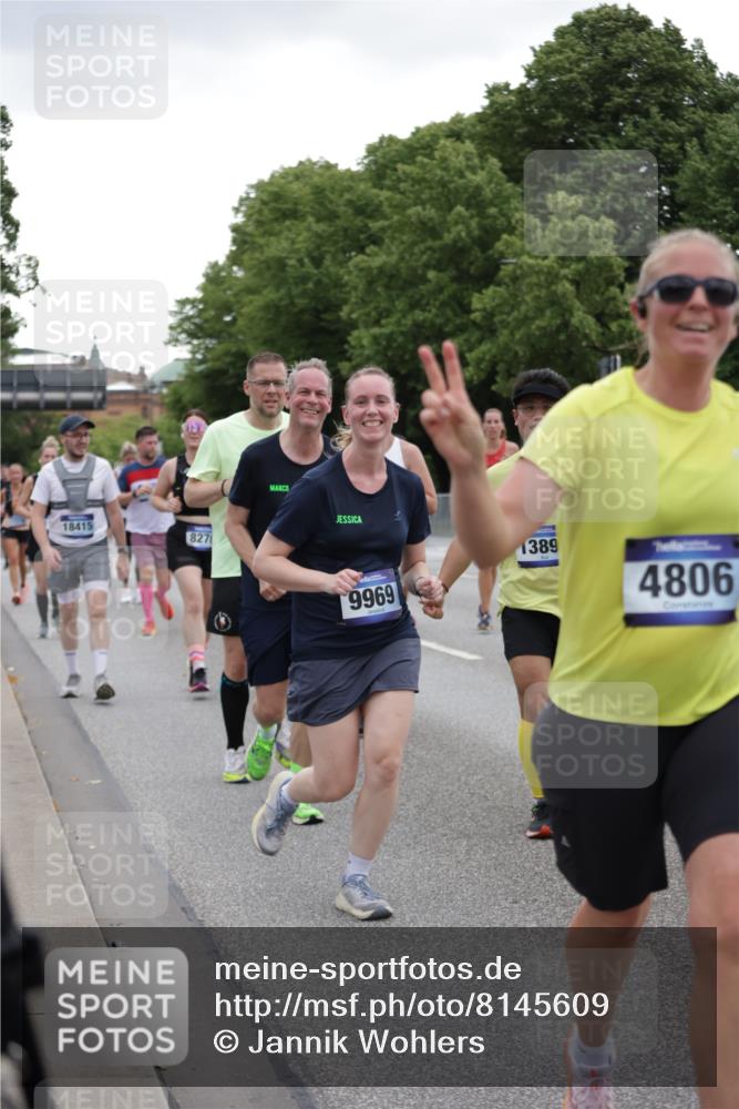 29.06.2025 - hella hamburg halbmarathon Jannik Wohlers http://msf.ph/oto/8145609 29.06.2025 10:47:05 Lombardsbrücke 1434, 1463, 1523, 1704, 2148, 2407, 2882, 2994, 3339, 4037, 4325, 4423, 4806, 4895, 4974, 4975, 5621, 5622, 5895, 6255, 6256, 6995, 7403, 7630, 7631, 8105, 8270, 8550, 8915, 8953, 9018, 9273, 9969, 9972, 10075, 10206, 11276, 11351, 11458, 11730, 11738, 13349, 13737, 13806, 13830, 13898, 13909, 14197, 14441, 14516, 14517, 15413, 15543, 16018, 16337, 16552, 16686, 17122, 17216, 17514, 18258, 18415, 18623, 18781, 18852, 18858 meine-sportfotos.de