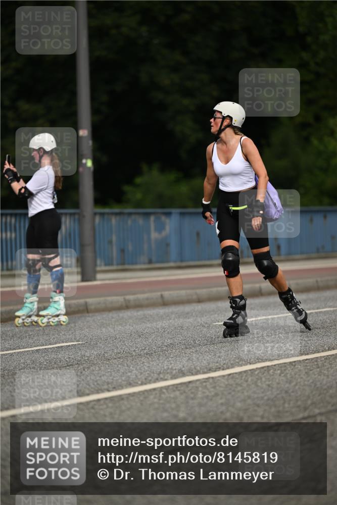 29.06.2025 - hella hamburg halbmarathon Dr. Thomas Lammeyer http://msf.ph/oto/8145819 29.06.2025 09:14:38 Kennedybrücke  meine-sportfotos.de