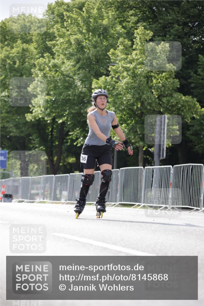 29.06.2025 - hella hamburg halbmarathon Jannik Wohlers http://msf.ph/oto/8145868 29.06.2025 09:08:53 Lombardsbrücke  meine-sportfotos.de