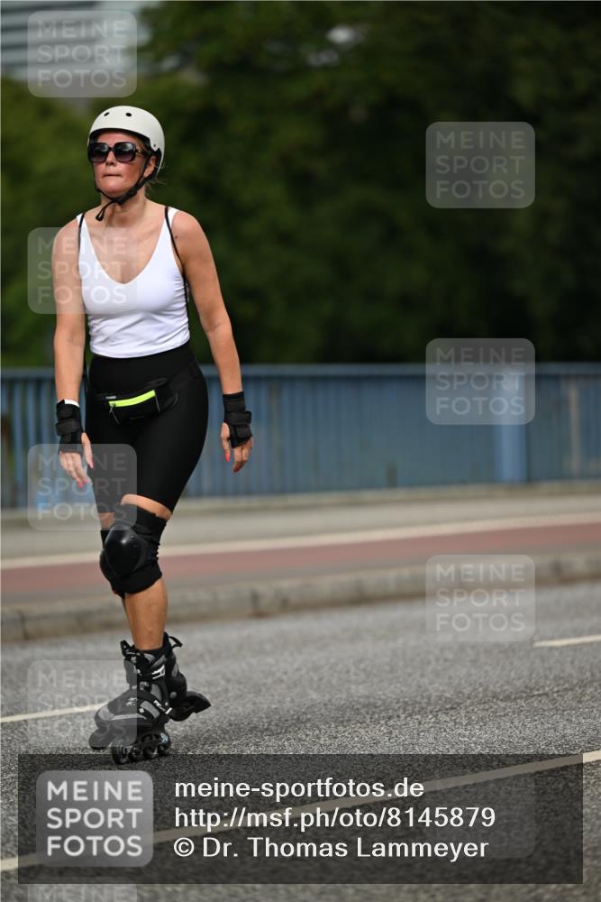 29.06.2025 - hella hamburg halbmarathon Dr. Thomas Lammeyer http://msf.ph/oto/8145879 29.06.2025 09:14:41 Kennedybrücke  meine-sportfotos.de