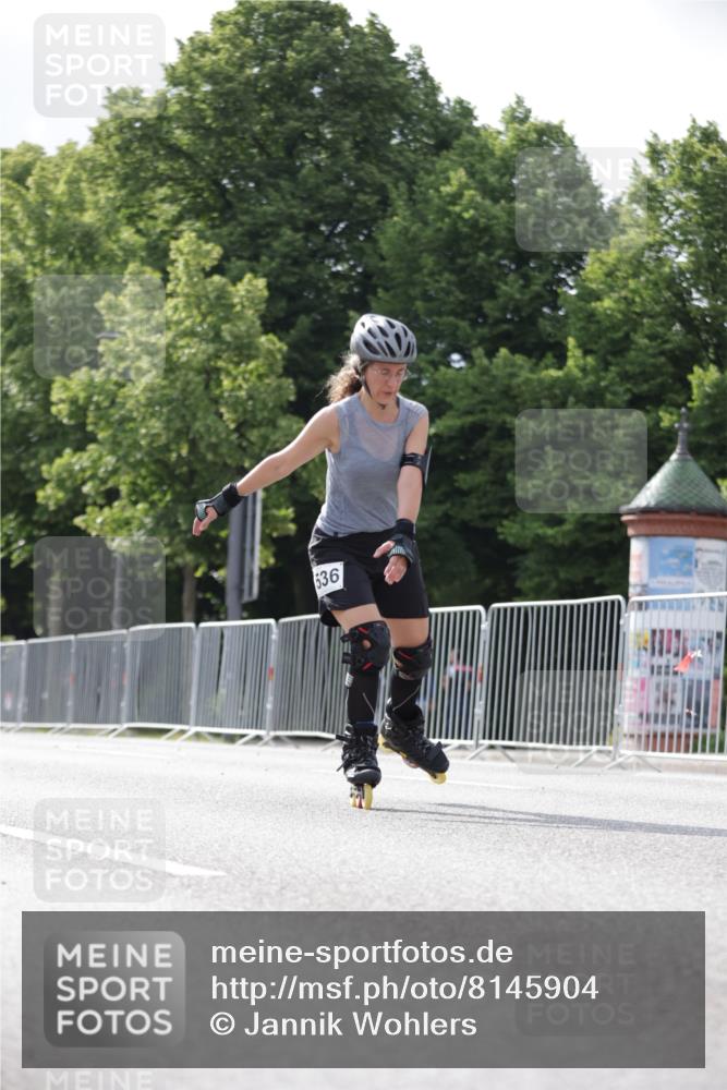 29.06.2025 - hella hamburg halbmarathon Jannik Wohlers http://msf.ph/oto/8145904 29.06.2025 09:08:54 Lombardsbrücke  meine-sportfotos.de