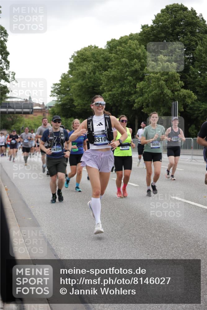 29.06.2025 - hella hamburg halbmarathon Jannik Wohlers http://msf.ph/oto/8146027 29.06.2025 10:47:28 Lombardsbrücke 1045, 1246, 1392, 1618, 1639, 1926, 2163, 2197, 2491, 2545, 2704, 2790, 3049, 4856, 5886, 7240, 7427, 7916, 8077, 8310, 8774, 9356, 9696, 9697, 10658, 10777, 10991, 11802, 11909, 11923, 12157, 12412, 12431, 12432, 12480, 12582, 13399, 14222, 14800, 15030, 15357, 15541, 15688, 15730, 16305, 16356, 17562, 17563, 19062 meine-sportfotos.de