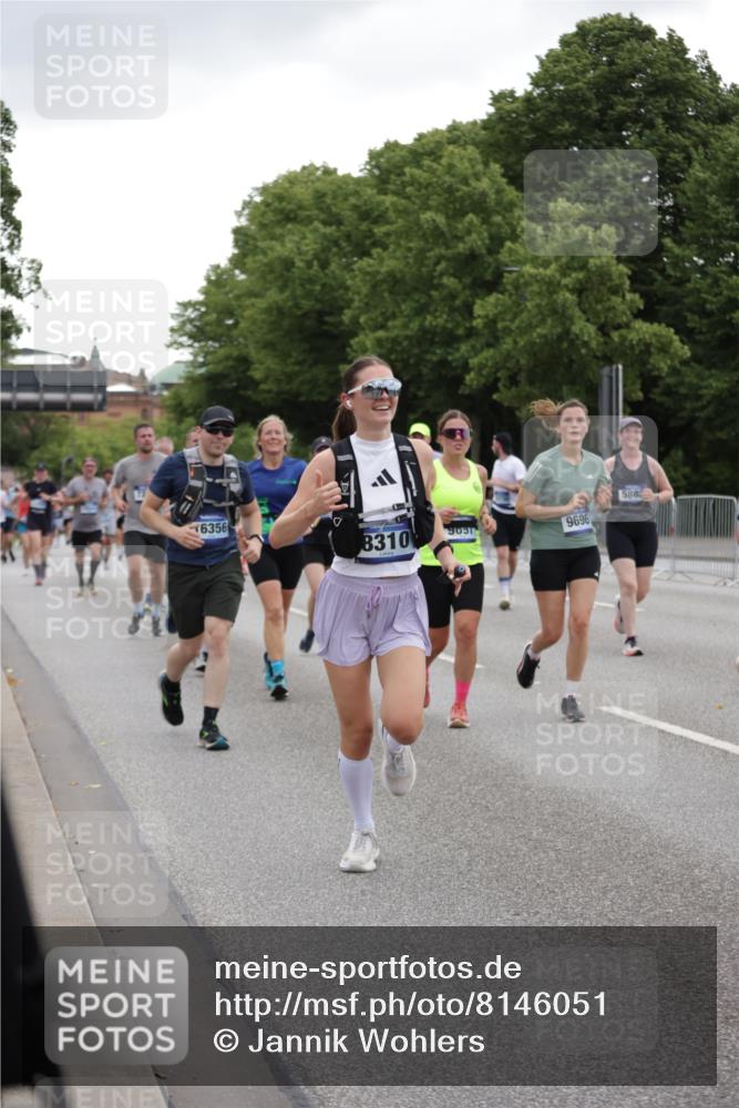 29.06.2025 - hella hamburg halbmarathon Jannik Wohlers http://msf.ph/oto/8146051 29.06.2025 10:47:28 Lombardsbrücke 1045, 1246, 1392, 1618, 1639, 1926, 2163, 2197, 2491, 2545, 2704, 2790, 3049, 4856, 5886, 7240, 7427, 7916, 8077, 8310, 8774, 9356, 9696, 9697, 10658, 10777, 10991, 11802, 11909, 11923, 12157, 12412, 12431, 12432, 12480, 12582, 13399, 14222, 14800, 15030, 15357, 15541, 15688, 15730, 16305, 16356, 17562, 17563, 19062 meine-sportfotos.de