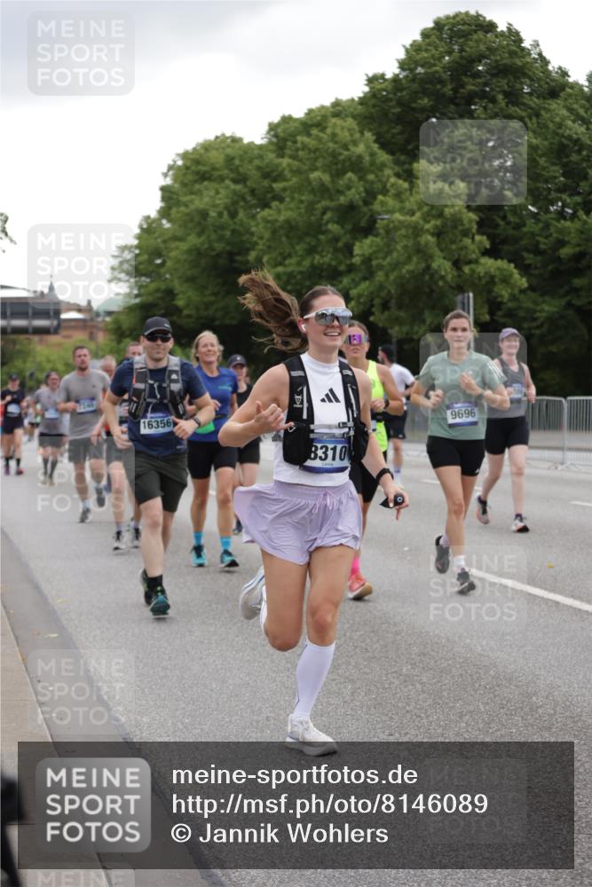 29.06.2025 - hella hamburg halbmarathon Jannik Wohlers http://msf.ph/oto/8146089 29.06.2025 10:47:28 Lombardsbrücke 1045, 1246, 1392, 1618, 1639, 1926, 2163, 2197, 2491, 2545, 2704, 2790, 3049, 4856, 5886, 7240, 7427, 7916, 8077, 8310, 8774, 9356, 9696, 9697, 10658, 10777, 10991, 11802, 11909, 11923, 12157, 12412, 12431, 12432, 12480, 12582, 13399, 14222, 14800, 15030, 15357, 15541, 15688, 15730, 16305, 16356, 17562, 17563, 19062 meine-sportfotos.de