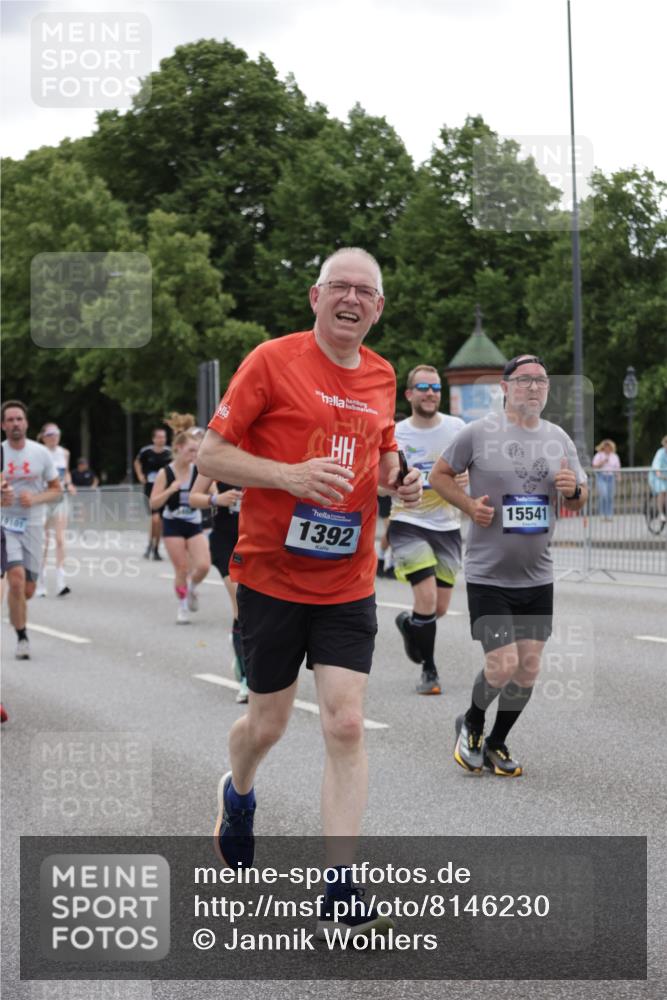 29.06.2025 - hella hamburg halbmarathon Jannik Wohlers http://msf.ph/oto/8146230 29.06.2025 10:47:37 Lombardsbrücke 1174, 1175, 1392, 1618, 1701, 2163, 2197, 2491, 2545, 2650, 2958, 3049, 3468, 4327, 4856, 5886, 7240, 7393, 7394, 7427, 7916, 8077, 8310, 8521, 8774, 9356, 9696, 9697, 10777, 10794, 11548, 11742, 11781, 11923, 12157, 12412, 12480, 12582, 14222, 14800, 15357, 15541, 15688, 15730, 16356, 16722, 17325, 17339, 17562, 17563, 17957, 18001, 18262, 18352, 18480, 19062, 19101 meine-sportfotos.de