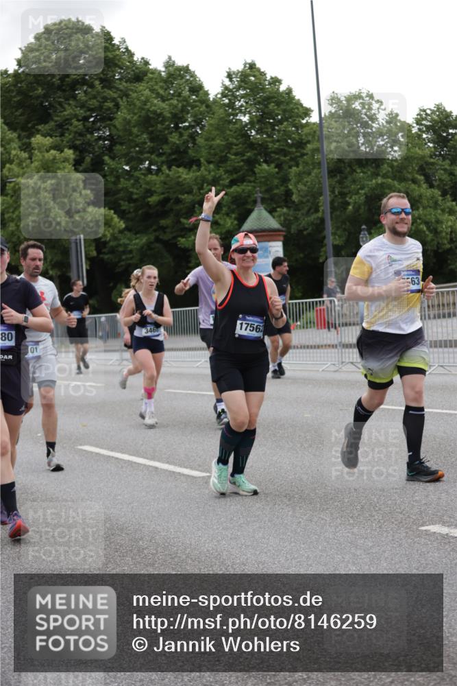 29.06.2025 - hella hamburg halbmarathon Jannik Wohlers http://msf.ph/oto/8146259 29.06.2025 10:47:38 Lombardsbrücke 1157, 1174, 1175, 1392, 1701, 2163, 2197, 2545, 2650, 2958, 3049, 3468, 3679, 4327, 4856, 5886, 5952, 7240, 7393, 7394, 7427, 7916, 8077, 8310, 8521, 8774, 9356, 9696, 9697, 10777, 10794, 11548, 11742, 11781, 11923, 12157, 12480, 14050, 14222, 14800, 15357, 15541, 15730, 16356, 16722, 17325, 17339, 17562, 17563, 17957, 18001, 18262, 18352, 18480, 19062, 19101 meine-sportfotos.de