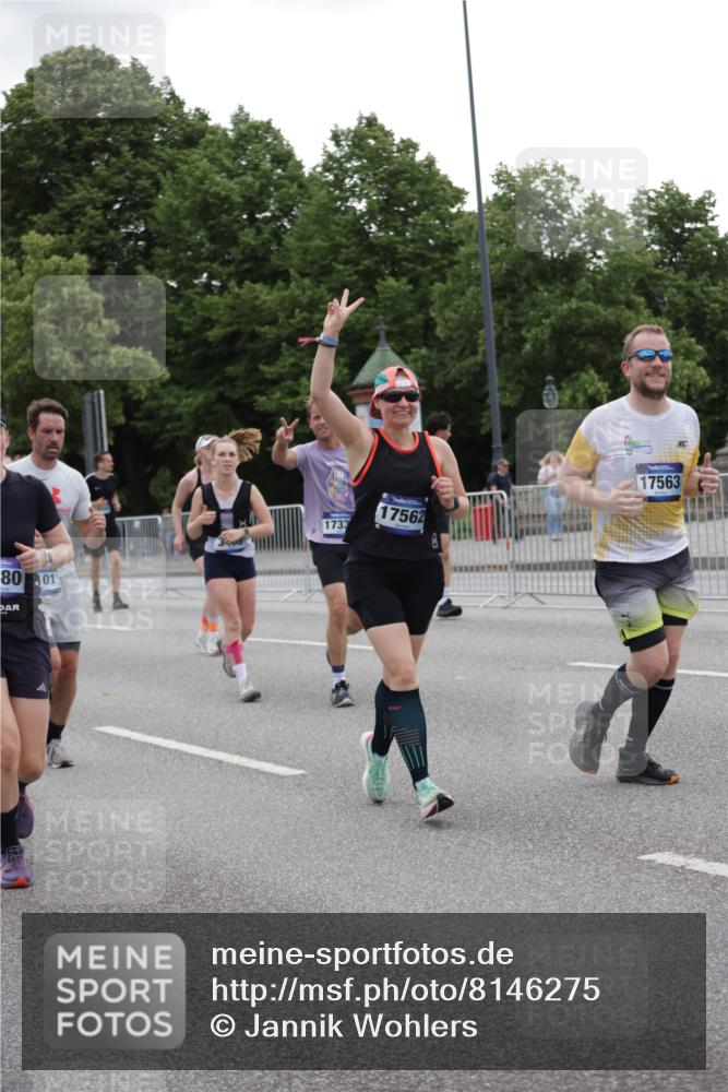 29.06.2025 - hella hamburg halbmarathon Jannik Wohlers http://msf.ph/oto/8146275 29.06.2025 10:47:38 Lombardsbrücke 1157, 1174, 1175, 1392, 1701, 2163, 2197, 2545, 2650, 2958, 3049, 3468, 3679, 4327, 4856, 5886, 5952, 7240, 7393, 7394, 7427, 7916, 8077, 8310, 8521, 8774, 9356, 9696, 9697, 10777, 10794, 11548, 11742, 11781, 11923, 12157, 12480, 14050, 14222, 14800, 15357, 15541, 15730, 16356, 16722, 17325, 17339, 17562, 17563, 17957, 18001, 18262, 18352, 18480, 19062, 19101 meine-sportfotos.de
