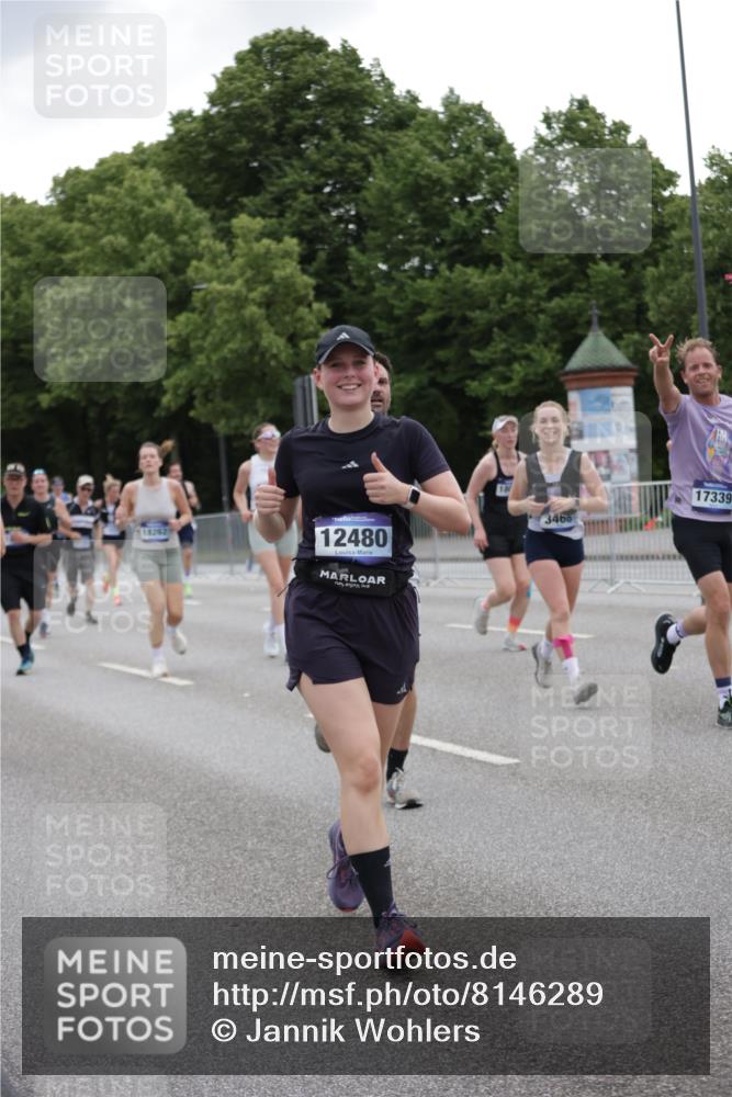 29.06.2025 - hella hamburg halbmarathon Jannik Wohlers http://msf.ph/oto/8146289 29.06.2025 10:47:39 Lombardsbrücke 1157, 1174, 1175, 1392, 1701, 2163, 2197, 2418, 2545, 2650, 2958, 3049, 3468, 3679, 4327, 4856, 5886, 5952, 7240, 7393, 7394, 7427, 7916, 8077, 8310, 8521, 8774, 9356, 9696, 9697, 9921, 10777, 10794, 11548, 11742, 11781, 12157, 12480, 13377, 13529, 14050, 14222, 14800, 15357, 15541, 15730, 16141, 16722, 17325, 17339, 17562, 17563, 17957, 18001, 18262, 18352, 18480, 19101 meine-sportfotos.de