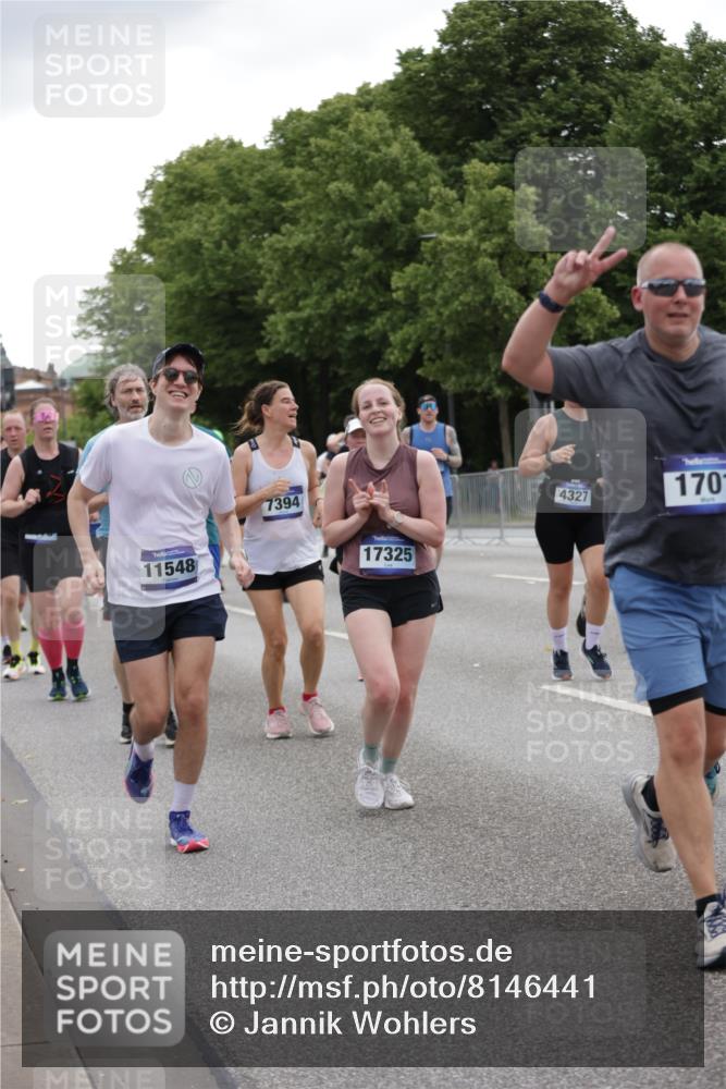 29.06.2025 - hella hamburg halbmarathon Jannik Wohlers http://msf.ph/oto/8146441 29.06.2025 10:47:43 Lombardsbrücke 1157, 1174, 1175, 1392, 1645, 1701, 2037, 2163, 2197, 2418, 2650, 2756, 2958, 3468, 3504, 3679, 3933, 4327, 4588, 5585, 5952, 7240, 7393, 7394, 7916, 8521, 8774, 9356, 9921, 10145, 10777, 10794, 11548, 11742, 11781, 12104, 12157, 12439, 12480, 12932, 13377, 13529, 13675, 13861, 14050, 15357, 15541, 15730, 15743, 16141, 16722, 16965, 17325, 17339, 17562, 17563, 17957, 18001, 18248, 18262, 18352, 18480, 19101 meine-sportfotos.de