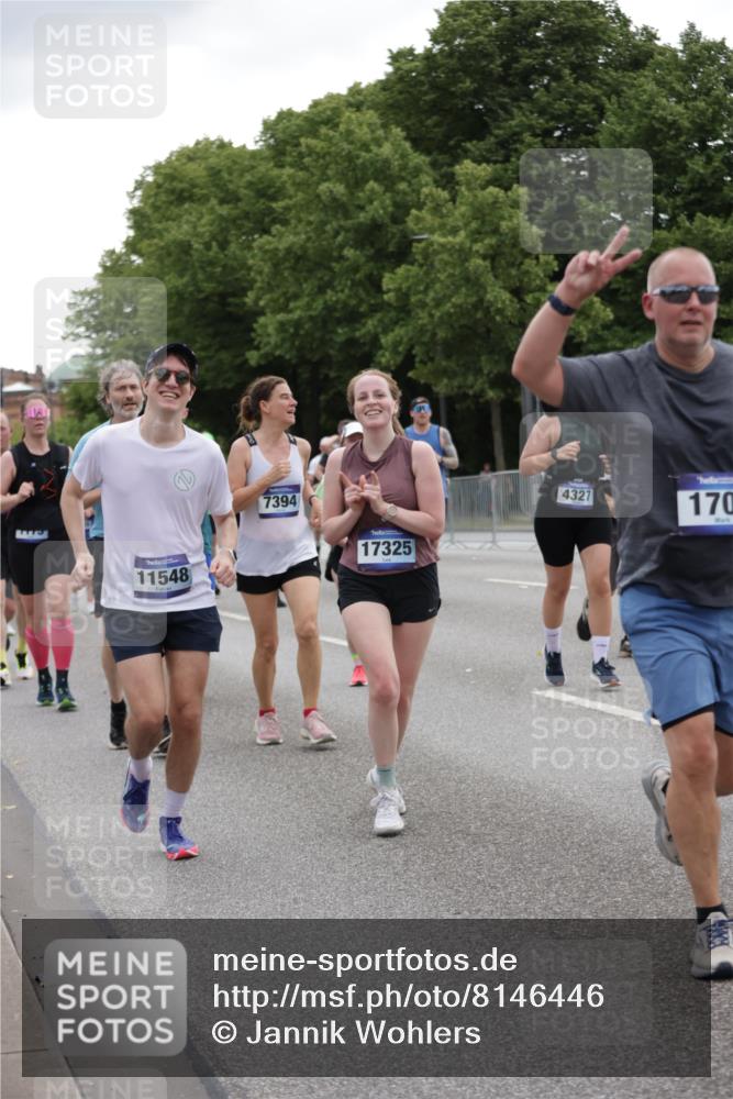 29.06.2025 - hella hamburg halbmarathon Jannik Wohlers http://msf.ph/oto/8146446 29.06.2025 10:47:43 Lombardsbrücke 1157, 1174, 1175, 1392, 1645, 1701, 2037, 2163, 2197, 2418, 2650, 2756, 2958, 3468, 3504, 3679, 3933, 4327, 4588, 5585, 5952, 7240, 7393, 7394, 7916, 8521, 8774, 9356, 9921, 10145, 10777, 10794, 11548, 11742, 11781, 12104, 12157, 12439, 12480, 12932, 13377, 13529, 13675, 13861, 14050, 15357, 15541, 15730, 15743, 16141, 16722, 16965, 17325, 17339, 17562, 17563, 17957, 18001, 18248, 18262, 18352, 18480, 19101 meine-sportfotos.de