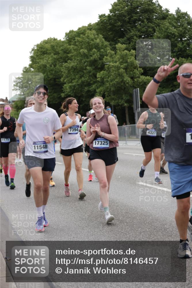 29.06.2025 - hella hamburg halbmarathon Jannik Wohlers http://msf.ph/oto/8146457 29.06.2025 10:47:43 Lombardsbrücke 1157, 1174, 1175, 1392, 1645, 1701, 2037, 2163, 2197, 2418, 2650, 2756, 2958, 3468, 3504, 3679, 3933, 4327, 4588, 5585, 5952, 7240, 7393, 7394, 7916, 8521, 8774, 9356, 9921, 10145, 10777, 10794, 11548, 11742, 11781, 12104, 12157, 12439, 12480, 12932, 13377, 13529, 13675, 13861, 14050, 15357, 15541, 15730, 15743, 16141, 16722, 16965, 17325, 17339, 17562, 17563, 17957, 18001, 18248, 18262, 18352, 18480, 19101 meine-sportfotos.de