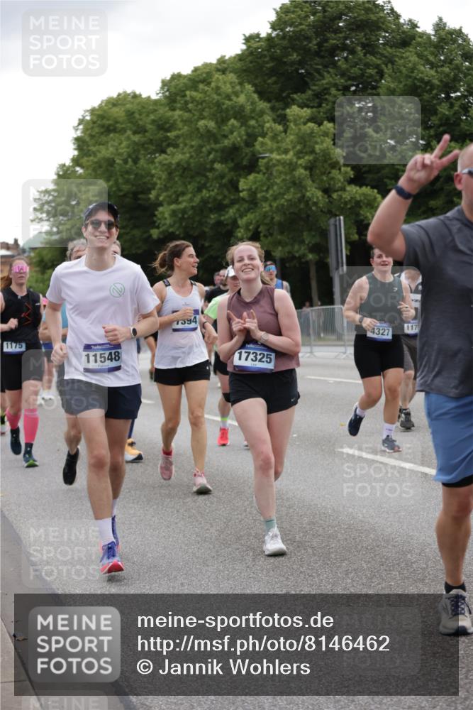 29.06.2025 - hella hamburg halbmarathon Jannik Wohlers http://msf.ph/oto/8146462 29.06.2025 10:47:43 Lombardsbrücke 1157, 1174, 1175, 1392, 1645, 1701, 2037, 2163, 2197, 2418, 2650, 2756, 2958, 3468, 3504, 3679, 3933, 4327, 4588, 5585, 5952, 7240, 7393, 7394, 7916, 8521, 8774, 9356, 9921, 10145, 10777, 10794, 11548, 11742, 11781, 12104, 12157, 12439, 12480, 12932, 13377, 13529, 13675, 13861, 14050, 15357, 15541, 15730, 15743, 16141, 16722, 16965, 17325, 17339, 17562, 17563, 17957, 18001, 18248, 18262, 18352, 18480, 19101 meine-sportfotos.de