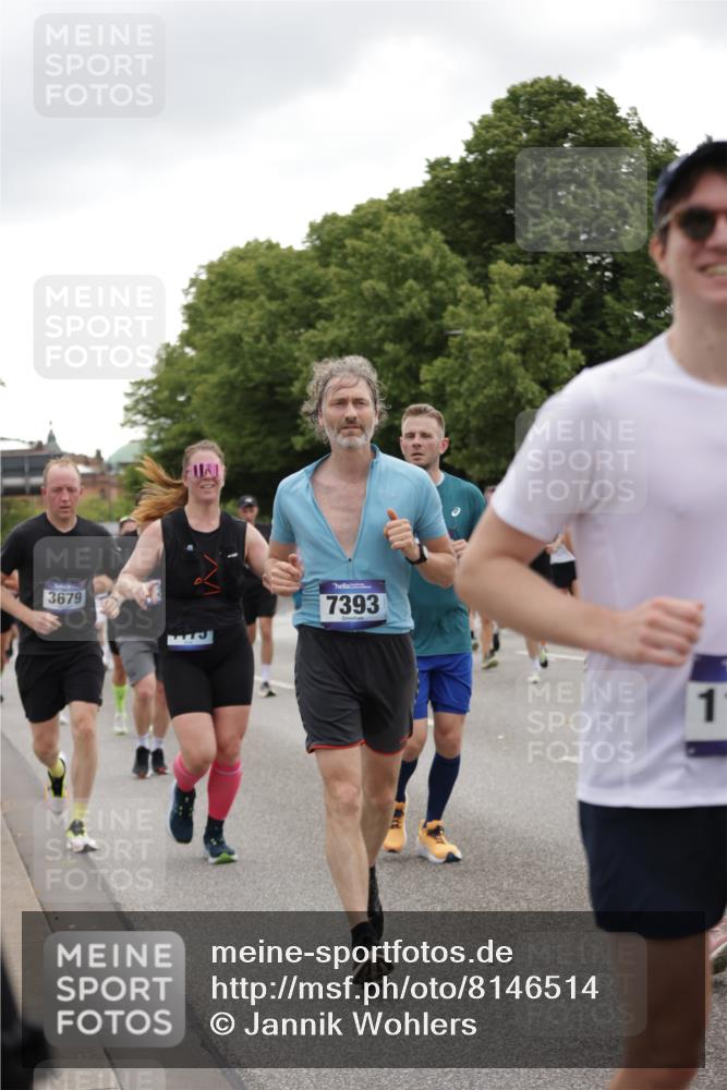 29.06.2025 - hella hamburg halbmarathon Jannik Wohlers http://msf.ph/oto/8146514 29.06.2025 10:47:45 Lombardsbrücke 1157, 1174, 1175, 1645, 1701, 2037, 2163, 2418, 2650, 2756, 2958, 3320, 3468, 3504, 3679, 3933, 4327, 4588, 5585, 5952, 7240, 7393, 7394, 7532, 7916, 8521, 9356, 9775, 9921, 10145, 10777, 10794, 11548, 11742, 11781, 12104, 12157, 12439, 12480, 12932, 13377, 13529, 13675, 13861, 14050, 15357, 15743, 16141, 16722, 16965, 17325, 17339, 17562, 17563, 17957, 18001, 18248, 18262, 18352, 18480, 19101 meine-sportfotos.de