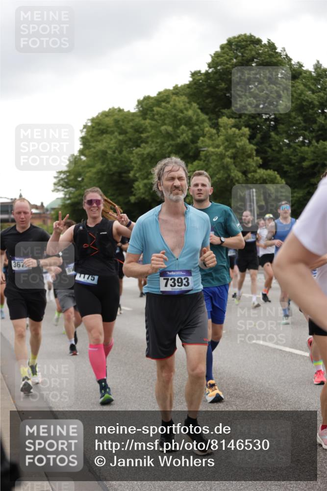 29.06.2025 - hella hamburg halbmarathon Jannik Wohlers http://msf.ph/oto/8146530 29.06.2025 10:47:45 Lombardsbrücke 1157, 1174, 1175, 1645, 1701, 2037, 2163, 2418, 2650, 2756, 2958, 3320, 3468, 3504, 3679, 3933, 4327, 4588, 5585, 5952, 7240, 7393, 7394, 7532, 7916, 8521, 9356, 9775, 9921, 10145, 10777, 10794, 11548, 11742, 11781, 12104, 12157, 12439, 12480, 12932, 13377, 13529, 13675, 13861, 14050, 15357, 15743, 16141, 16722, 16965, 17325, 17339, 17562, 17563, 17957, 18001, 18248, 18262, 18352, 18480, 19101 meine-sportfotos.de