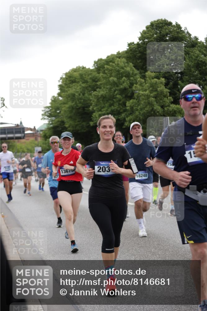 29.06.2025 - hella hamburg halbmarathon Jannik Wohlers http://msf.ph/oto/8146681 29.06.2025 10:47:53 Lombardsbrücke 1157, 1174, 1175, 1645, 2037, 2195, 2418, 2475, 2627, 2650, 2756, 2909, 2958, 3320, 3504, 3679, 3933, 4327, 4588, 5585, 5781, 5952, 6143, 7393, 7394, 7532, 8521, 8948, 9775, 9921, 10145, 11742, 11781, 12022, 12104, 12152, 12192, 12439, 12452, 12932, 13377, 13529, 13559, 13675, 13861, 14050, 15743, 16141, 16368, 16669, 16693, 16935, 16965, 17930, 17957, 18248, 18480 meine-sportfotos.de