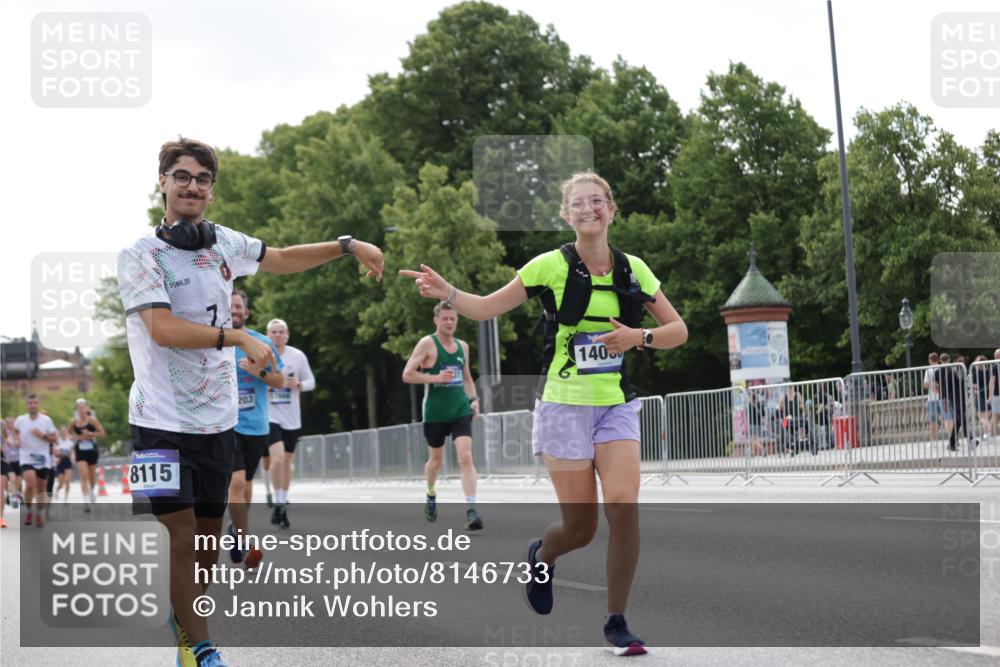 29.06.2025 - hella hamburg halbmarathon Jannik Wohlers http://msf.ph/oto/8146733 29.06.2025 10:11:11 Lombardsbrücke 1328, 1531, 1866, 1992, 4227, 5605, 7571, 8115, 8807, 8810, 10372, 10428, 11321, 11755, 13177, 13203, 13939, 14008, 15797, 15945, 17080, 17866, 18278, 18382 meine-sportfotos.de