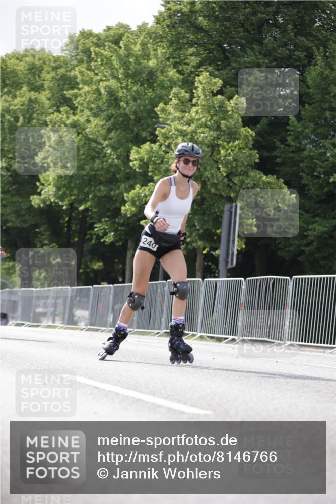 29.06.2025 - hella hamburg halbmarathon Jannik Wohlers http://msf.ph/oto/8146766 29.06.2025 09:09:19 Lombardsbrücke  meine-sportfotos.de