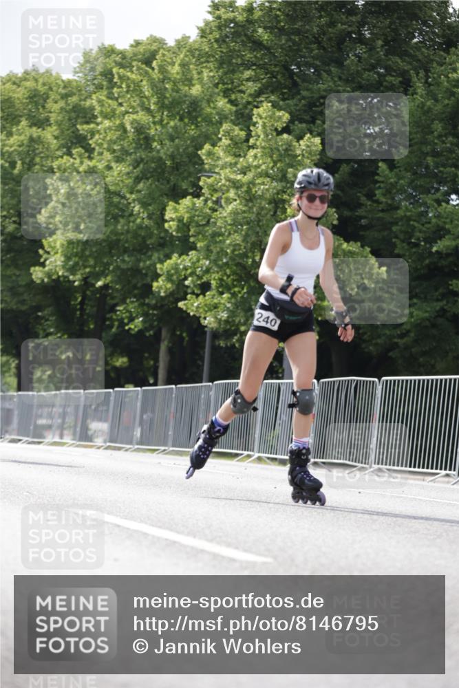 29.06.2025 - hella hamburg halbmarathon Jannik Wohlers http://msf.ph/oto/8146795 29.06.2025 09:09:19 Lombardsbrücke  meine-sportfotos.de