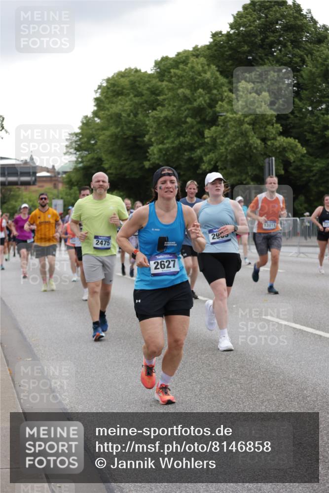 29.06.2025 - hella hamburg halbmarathon Jannik Wohlers http://msf.ph/oto/8146858 29.06.2025 10:48:02 Lombardsbrücke 1142, 1645, 2195, 2475, 2627, 2756, 2909, 3224, 3320, 3504, 3661, 4588, 5585, 5781, 6143, 7532, 8461, 8948, 9775, 9787, 10059, 10145, 12022, 12152, 12192, 12439, 12452, 12932, 13559, 13675, 13814, 13914, 15489, 15593, 15715, 16368, 16498, 16499, 16669, 16693, 16935, 16965, 17631, 17930, 18248, 18967 meine-sportfotos.de