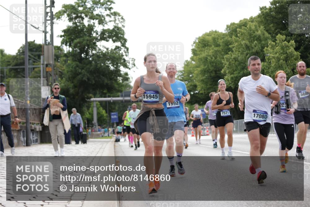 29.06.2025 - hella hamburg halbmarathon Jannik Wohlers http://msf.ph/oto/8146860 29.06.2025 10:11:17 Lombardsbrücke 1328, 1531, 1866, 1992, 3363, 4227, 5379, 5605, 7571, 8115, 8807, 8810, 9428, 10428, 11321, 11507, 12473, 13177, 13203, 13939, 14008, 14384, 15945, 17080, 17638, 17774, 17866, 18278 meine-sportfotos.de