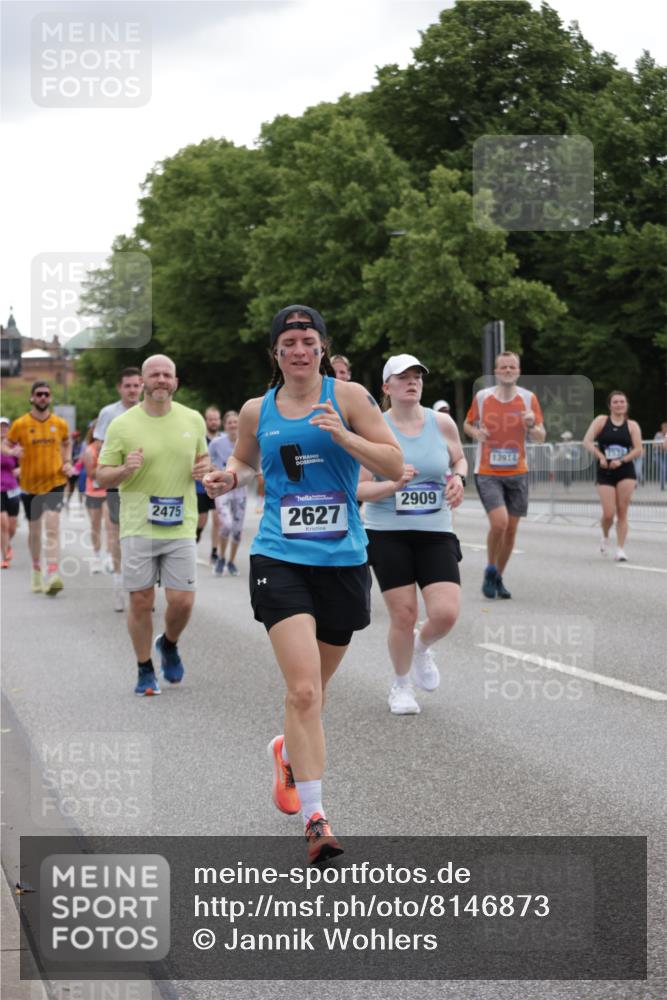 29.06.2025 - hella hamburg halbmarathon Jannik Wohlers http://msf.ph/oto/8146873 29.06.2025 10:48:02 Lombardsbrücke 1142, 1645, 2195, 2475, 2627, 2756, 2909, 3224, 3320, 3504, 3661, 4588, 5585, 5781, 6143, 7532, 8461, 8948, 9775, 9787, 10059, 10145, 12022, 12152, 12192, 12439, 12452, 12932, 13559, 13675, 13814, 13914, 15489, 15593, 15715, 16368, 16498, 16499, 16669, 16693, 16935, 16965, 17631, 17930, 18248, 18967 meine-sportfotos.de