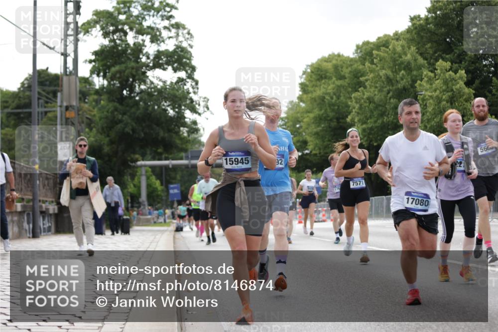 29.06.2025 - hella hamburg halbmarathon Jannik Wohlers http://msf.ph/oto/8146874 29.06.2025 10:11:17 Lombardsbrücke 1328, 1531, 1866, 1992, 3363, 4227, 5379, 5605, 7571, 8115, 8807, 8810, 9428, 10428, 11321, 11507, 12473, 13177, 13203, 13939, 14008, 14384, 15945, 17080, 17638, 17774, 17866, 18278 meine-sportfotos.de
