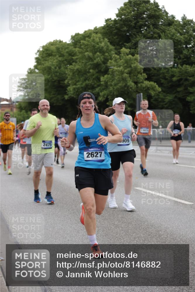 29.06.2025 - hella hamburg halbmarathon Jannik Wohlers http://msf.ph/oto/8146882 29.06.2025 10:48:02 Lombardsbrücke 1142, 1645, 2195, 2475, 2627, 2756, 2909, 3224, 3320, 3504, 3661, 4588, 5585, 5781, 6143, 7532, 8461, 8948, 9775, 9787, 10059, 10145, 12022, 12152, 12192, 12439, 12452, 12932, 13559, 13675, 13814, 13914, 15489, 15593, 15715, 16368, 16498, 16499, 16669, 16693, 16935, 16965, 17631, 17930, 18248, 18967 meine-sportfotos.de