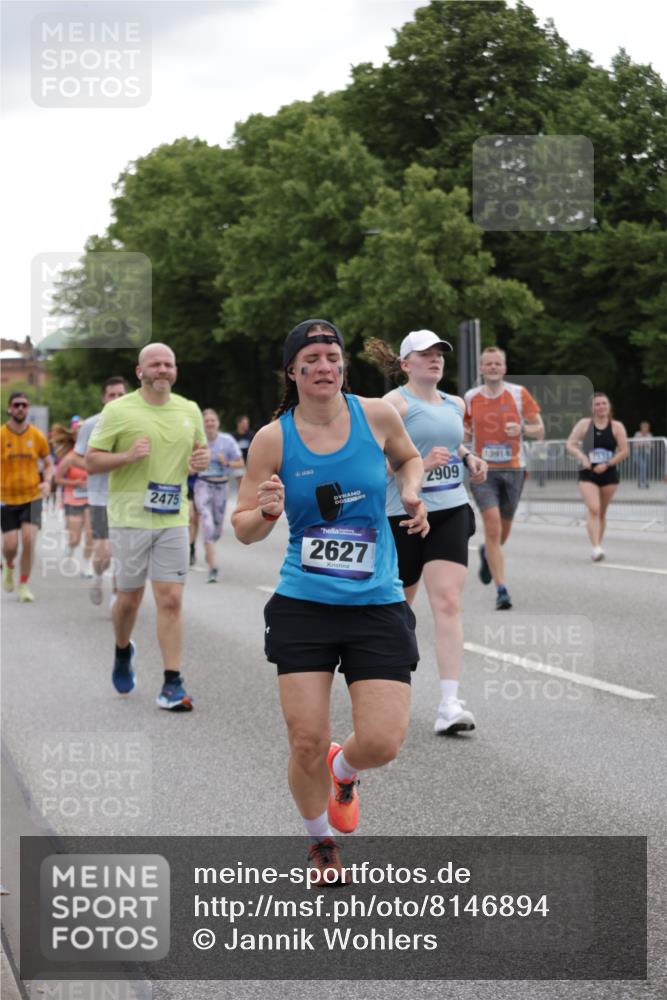 29.06.2025 - hella hamburg halbmarathon Jannik Wohlers http://msf.ph/oto/8146894 29.06.2025 10:48:02 Lombardsbrücke 1142, 1645, 2195, 2475, 2627, 2756, 2909, 3224, 3320, 3504, 3661, 4588, 5585, 5781, 6143, 7532, 8461, 8948, 9775, 9787, 10059, 10145, 12022, 12152, 12192, 12439, 12452, 12932, 13559, 13675, 13814, 13914, 15489, 15593, 15715, 16368, 16498, 16499, 16669, 16693, 16935, 16965, 17631, 17930, 18248, 18967 meine-sportfotos.de