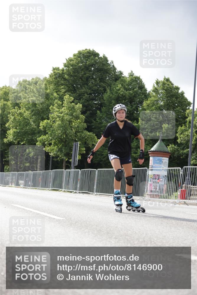 29.06.2025 - hella hamburg halbmarathon Jannik Wohlers http://msf.ph/oto/8146900 29.06.2025 09:09:23 Lombardsbrücke  meine-sportfotos.de