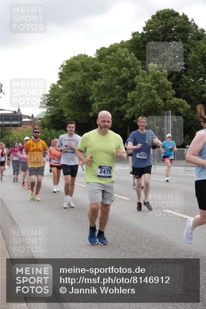 29.06.2025 - hella hamburg halbmarathon Jannik Wohlers http://msf.ph/oto/8146912 29.06.2025 10:48:03 Lombardsbrücke 1142, 1645, 2195, 2475, 2627, 2756, 2909, 3224, 3320, 3661, 4588, 5781, 6143, 7532, 8461, 8760, 8948, 9775, 9787, 10059, 12022, 12152, 12192, 12439, 12452, 12932, 13559, 13814, 13914, 15489, 15593, 15715, 16368, 16498, 16499, 16669, 16693, 16935, 16965, 17631, 17930, 18909, 18967 meine-sportfotos.de