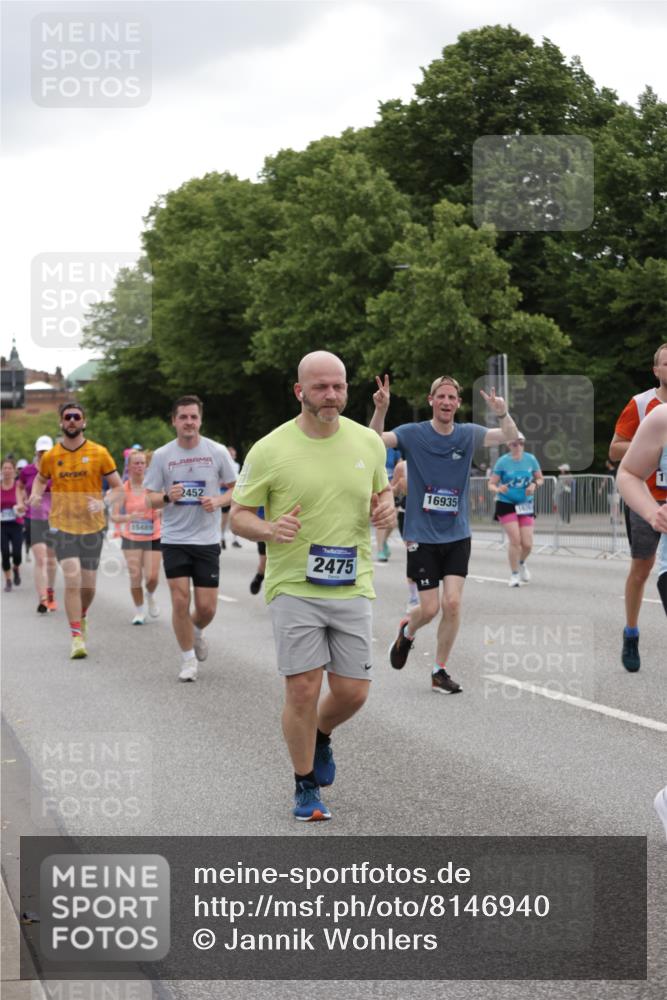 29.06.2025 - hella hamburg halbmarathon Jannik Wohlers http://msf.ph/oto/8146940 29.06.2025 10:48:03 Lombardsbrücke 1142, 1645, 2195, 2475, 2627, 2756, 2909, 3224, 3320, 3661, 4588, 5781, 6143, 7532, 8461, 8760, 8948, 9775, 9787, 10059, 12022, 12152, 12192, 12439, 12452, 12932, 13559, 13814, 13914, 15489, 15593, 15715, 16368, 16498, 16499, 16669, 16693, 16935, 16965, 17631, 17930, 18909, 18967 meine-sportfotos.de