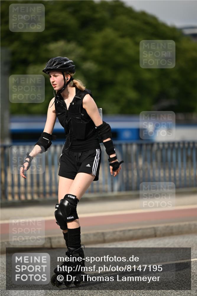 29.06.2025 - hella hamburg halbmarathon Dr. Thomas Lammeyer http://msf.ph/oto/8147195 29.06.2025 09:22:02 Kennedybrücke  meine-sportfotos.de