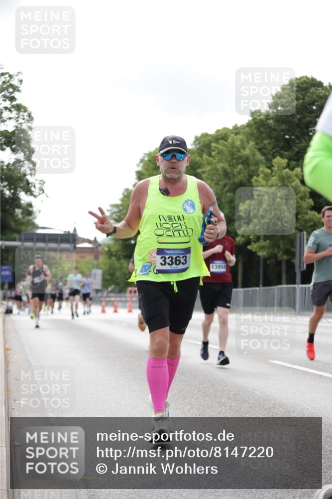 29.06.2025 - hella hamburg halbmarathon Jannik Wohlers http://msf.ph/oto/8147220 29.06.2025 10:11:26 Lombardsbrücke 1328, 1531, 1992, 3363, 4227, 5379, 5605, 7571, 9191, 9428, 10042, 10409, 10428, 11507, 11537, 11917, 12473, 13177, 13203, 13542, 13958, 14384, 15945, 17080, 17638, 17774, 17866, 18261, 18278, 18395 meine-sportfotos.de