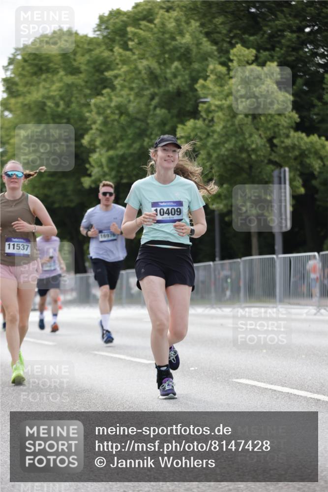 29.06.2025 - hella hamburg halbmarathon Jannik Wohlers http://msf.ph/oto/8147428 29.06.2025 10:11:34 Lombardsbrücke 5379, 9191, 10042, 10409, 11507, 11525, 11537, 11581, 11917, 12473, 13171, 13542, 13958, 14196, 14384, 15137, 16976, 17638, 17774, 18261, 18395, 18655 meine-sportfotos.de