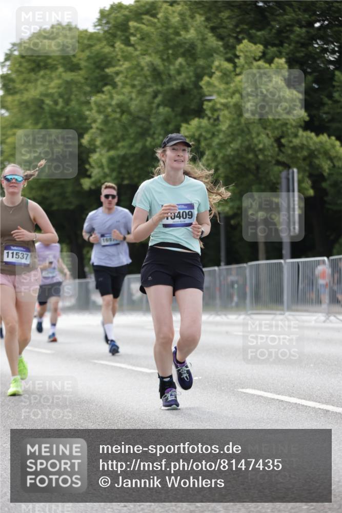 29.06.2025 - hella hamburg halbmarathon Jannik Wohlers http://msf.ph/oto/8147435 29.06.2025 10:11:34 Lombardsbrücke 5379, 9191, 10042, 10409, 11507, 11525, 11537, 11581, 11917, 12473, 13171, 13542, 13958, 14196, 14384, 15137, 16976, 17638, 17774, 18261, 18395, 18655 meine-sportfotos.de