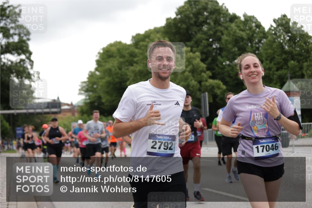 29.06.2025 - hella hamburg halbmarathon Jannik Wohlers http://msf.ph/oto/8147605 29.06.2025 10:48:29 Lombardsbrücke 2160, 2437, 2438, 2792, 3215, 3253, 5010, 5479, 5480, 5551, 6015, 6437, 6566, 7062, 7203, 9552, 10081, 10366, 10524, 10654, 10656, 11000, 11364, 11365, 11690, 11762, 11776, 11861, 11865, 12173, 12881, 12882, 13426, 13507, 13549, 13775, 13845, 14382, 14623, 15100, 15159, 15631, 15771, 15833, 16042, 16525, 16974, 17046, 17538, 17693, 18016 meine-sportfotos.de