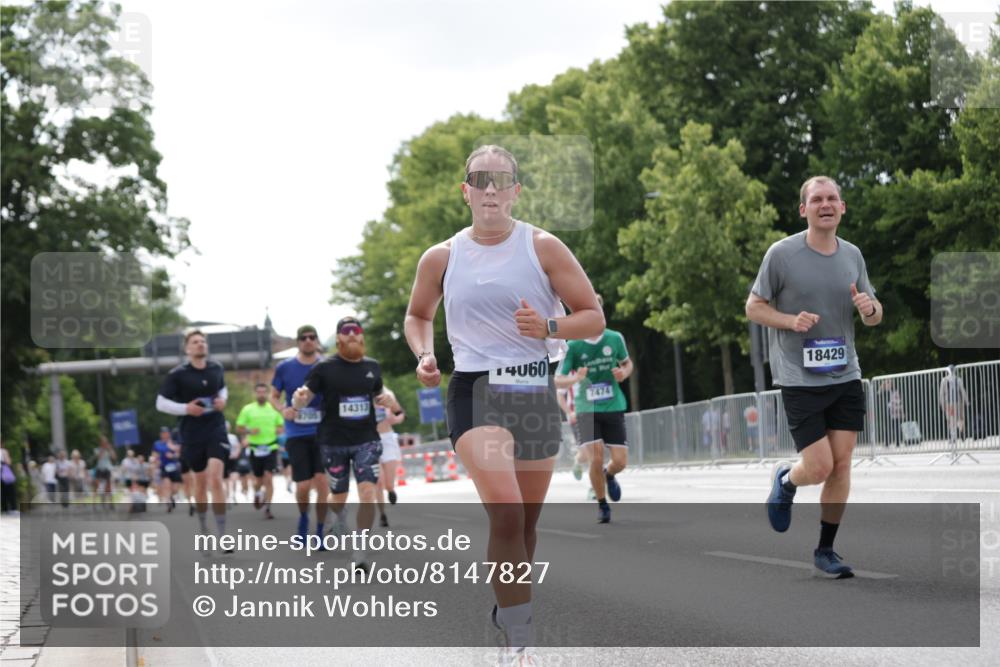 29.06.2025 - hella hamburg halbmarathon Jannik Wohlers http://msf.ph/oto/8147827 29.06.2025 10:11:44 Lombardsbrücke 1062, 1790, 2661, 3746, 7474, 9253, 9705, 10409, 11509, 11525, 11537, 11581, 13171, 13542, 14060, 14196, 14313, 15137, 16379, 16976, 18261, 18395, 18429, 18655 meine-sportfotos.de