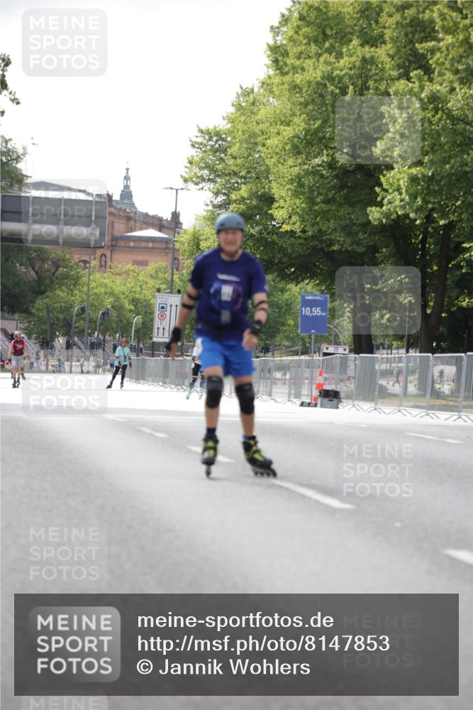 29.06.2025 - hella hamburg halbmarathon Jannik Wohlers http://msf.ph/oto/8147853 29.06.2025 09:10:30 Lombardsbrücke  meine-sportfotos.de