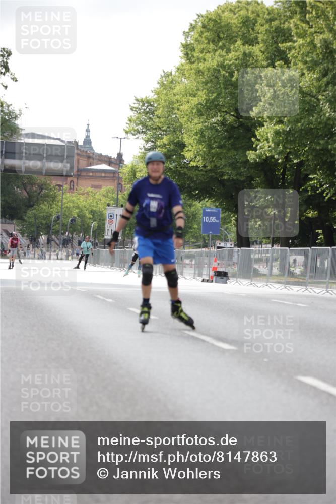 29.06.2025 - hella hamburg halbmarathon Jannik Wohlers http://msf.ph/oto/8147863 29.06.2025 09:10:30 Lombardsbrücke  meine-sportfotos.de