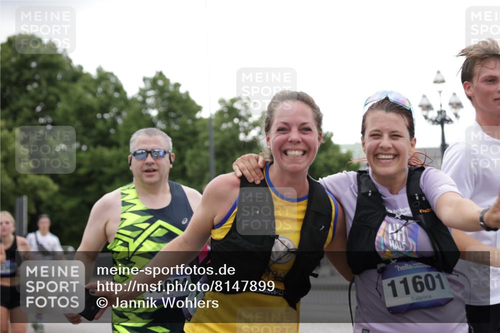 29.06.2025 - hella hamburg halbmarathon Jannik Wohlers http://msf.ph/oto/8147899 29.06.2025 10:48:44 Lombardsbrücke 2160, 2395, 2541, 2713, 2927, 3070, 3086, 3232, 3253, 4403, 4525, 4527, 5118, 5463, 5479, 5480, 5551, 6015, 6566, 6979, 7931, 7936, 8549, 9245, 9341, 9359, 10033, 10038, 10081, 10130, 10479, 10782, 10785, 11000, 11031, 11192, 11601, 11681, 11690, 11741, 11865, 12010, 12173, 12380, 12664, 12881, 12882, 13426, 13564, 13565, 14080, 14081, 14623, 15064, 15100, 15159, 15176, 15411, 15530, 15597, 15631, 15771, 16012, 16759, 17287, 17315, 17538, 17647, 17693, 18016, 18453 meine-sportfotos.de