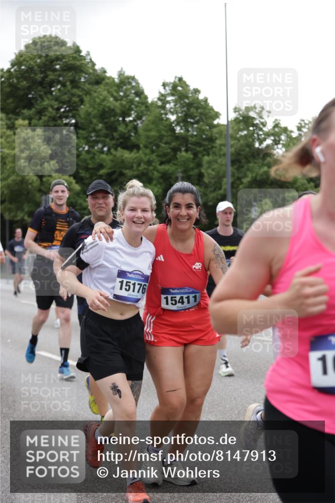 29.06.2025 - hella hamburg halbmarathon Jannik Wohlers http://msf.ph/oto/8147913 29.06.2025 10:48:47 Lombardsbrücke 1525, 2067, 2395, 2541, 2713, 2927, 3070, 3086, 3232, 3253, 4403, 4525, 4527, 4809, 5118, 5463, 5551, 6979, 6989, 7931, 7936, 8549, 9245, 9341, 9359, 10033, 10038, 10081, 10130, 10479, 10782, 10785, 11000, 11031, 11192, 11601, 11681, 11741, 11865, 12010, 12173, 12380, 12664, 12669, 12881, 12882, 13426, 13564, 13565, 14080, 14081, 14623, 15064, 15159, 15176, 15411, 15530, 15597, 15631, 15771, 16012, 16759, 17287, 17315, 17538, 17647, 17693, 18453 meine-sportfotos.de