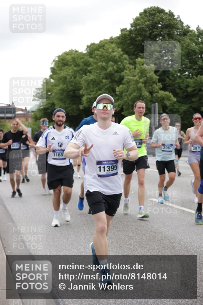 29.06.2025 - hella hamburg halbmarathon Jannik Wohlers http://msf.ph/oto/8148014 29.06.2025 10:48:53 Lombardsbrücke 1525, 2067, 2395, 2527, 2541, 2713, 2927, 3070, 3086, 3232, 3383, 4403, 4525, 4527, 4589, 4769, 4809, 5106, 5118, 5463, 6979, 6989, 7301, 7931, 7936, 8549, 9245, 9261, 10033, 10038, 10130, 10333, 10479, 10782, 10785, 11031, 11192, 11558, 11681, 12010, 12380, 12664, 12669, 13564, 13565, 14080, 14081, 15057, 15064, 15176, 15411, 15530, 16012, 16436, 16759, 17085, 17089, 17287, 17315, 17647, 17964, 18453, 18470 meine-sportfotos.de