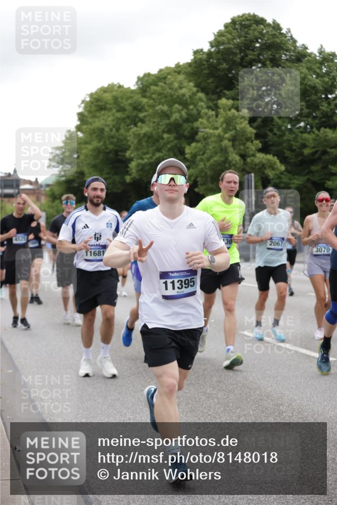 29.06.2025 - hella hamburg halbmarathon Jannik Wohlers http://msf.ph/oto/8148018 29.06.2025 10:48:53 Lombardsbrücke 1525, 2067, 2395, 2527, 2541, 2713, 2927, 3070, 3086, 3232, 3383, 4403, 4525, 4527, 4589, 4769, 4809, 5106, 5118, 5463, 6979, 6989, 7301, 7931, 7936, 8549, 9245, 9261, 10033, 10038, 10130, 10333, 10479, 10782, 10785, 11031, 11192, 11558, 11681, 12010, 12380, 12664, 12669, 13564, 13565, 14080, 14081, 15057, 15064, 15176, 15411, 15530, 16012, 16436, 16759, 17085, 17089, 17287, 17315, 17647, 17964, 18453, 18470 meine-sportfotos.de