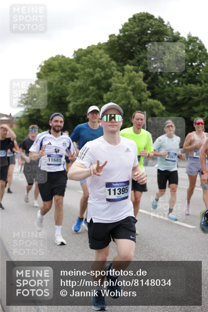 29.06.2025 - hella hamburg halbmarathon Jannik Wohlers http://msf.ph/oto/8148034 29.06.2025 10:48:54 Lombardsbrücke 1525, 2067, 2395, 2527, 2541, 2713, 2927, 3070, 3183, 3232, 3383, 4403, 4525, 4527, 4589, 4769, 4809, 5106, 5118, 5463, 6979, 6989, 7301, 7931, 7936, 8549, 9245, 9261, 10033, 10038, 10130, 10333, 10479, 10782, 10785, 11031, 11192, 11558, 11681, 12010, 12380, 12664, 12669, 13564, 13565, 14080, 14081, 15057, 15176, 15411, 15530, 16012, 16436, 16759, 17085, 17089, 17287, 17315, 17647, 17964, 18453, 18470 meine-sportfotos.de