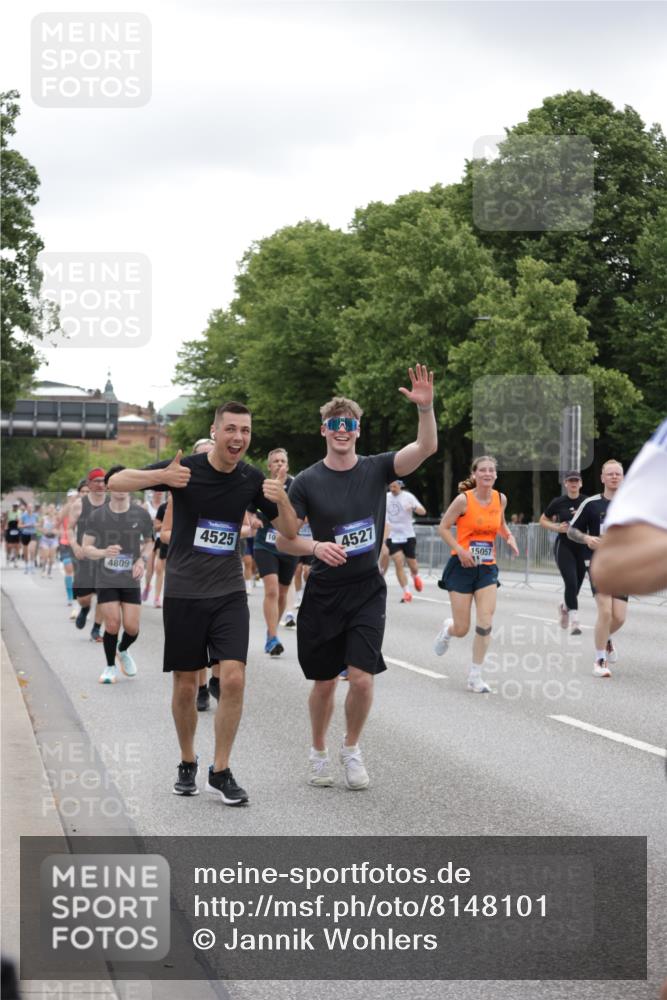 29.06.2025 - hella hamburg halbmarathon Jannik Wohlers http://msf.ph/oto/8148101 29.06.2025 10:48:56 Lombardsbrücke 1525, 1625, 2067, 2395, 2527, 2541, 2713, 2927, 3070, 3183, 3232, 3383, 3943, 4403, 4525, 4527, 4589, 4769, 4809, 5106, 5118, 5463, 6979, 6989, 7301, 7650, 7931, 7936, 8549, 9245, 9261, 10033, 10038, 10130, 10333, 10479, 10782, 10785, 11031, 11558, 11681, 12010, 12664, 12669, 13564, 13565, 14080, 14081, 14389, 14390, 15057, 16436, 16759, 17085, 17089, 17287, 17315, 17647, 17964, 18453, 18470 meine-sportfotos.de