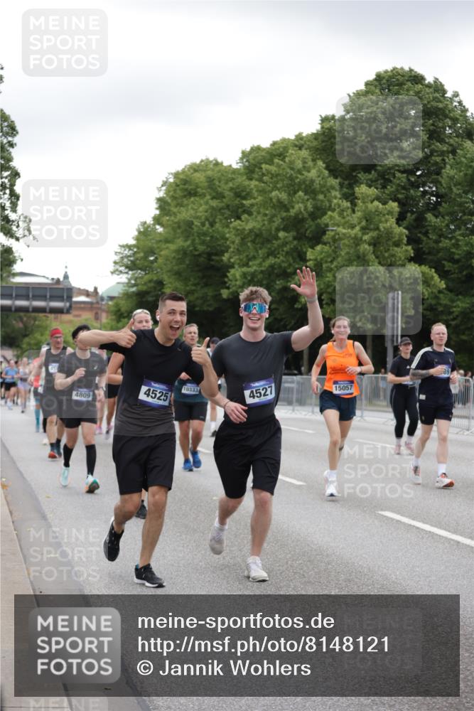 29.06.2025 - hella hamburg halbmarathon Jannik Wohlers http://msf.ph/oto/8148121 29.06.2025 10:48:56 Lombardsbrücke 1525, 1625, 2067, 2395, 2527, 2541, 2713, 2927, 3070, 3183, 3232, 3383, 3943, 4403, 4525, 4527, 4589, 4769, 4809, 5106, 5118, 5463, 6979, 6989, 7301, 7650, 7931, 7936, 8549, 9245, 9261, 10033, 10038, 10130, 10333, 10479, 10782, 10785, 11031, 11558, 11681, 12010, 12664, 12669, 13564, 13565, 14080, 14081, 14389, 14390, 15057, 16436, 16759, 17085, 17089, 17287, 17315, 17647, 17964, 18453, 18470 meine-sportfotos.de