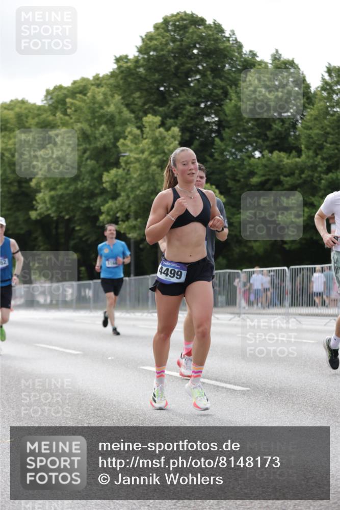 29.06.2025 - hella hamburg halbmarathon Jannik Wohlers http://msf.ph/oto/8148173 29.06.2025 10:12:01 Lombardsbrücke 1610, 1785, 1850, 2661, 2963, 2964, 3182, 3248, 3262, 3746, 4453, 4499, 4554, 5166, 5176, 5597, 5598, 6822, 6871, 6966, 7014, 7474, 9253, 9254, 9405, 10581, 10685, 11509, 14313, 14863, 14868, 16379, 16473, 18493 meine-sportfotos.de